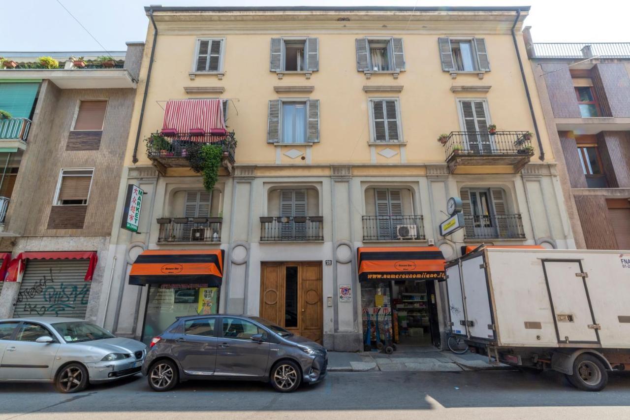 Roomy Apartment Close To Subway M5! Milán Exterior foto