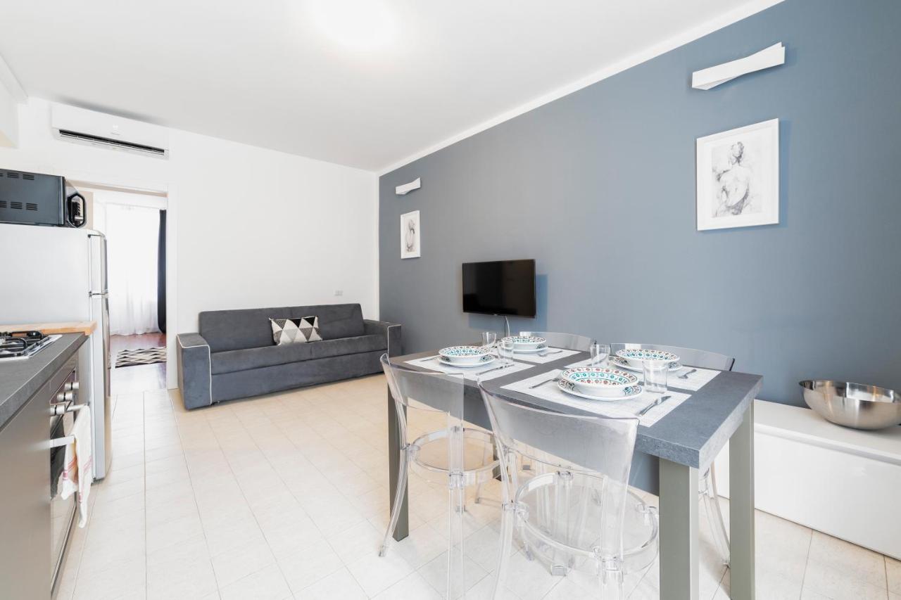 Roomy Apartment Close To Subway M5! Milán Exterior foto